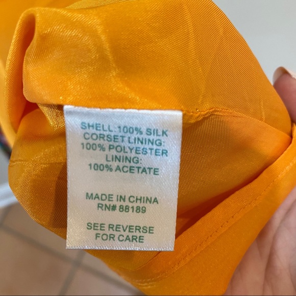 100% Silk Strapless Lilly Pulitzer Party Dress - Picture 4 of 4